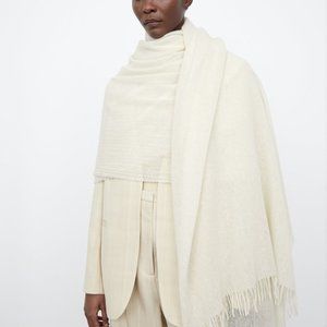 NWT Toteme Fringed 100% Cashmere Blanket Scarf